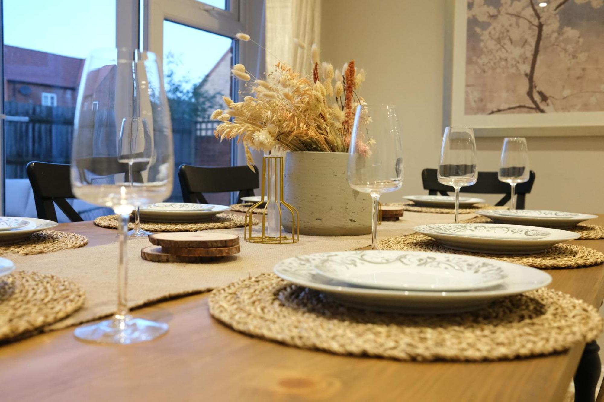 Luxury 6-Bedroom House 5 Minutes From Bicester Village Shopping Outlet เชสเตอร์ตัน ภายนอก รูปภาพ
