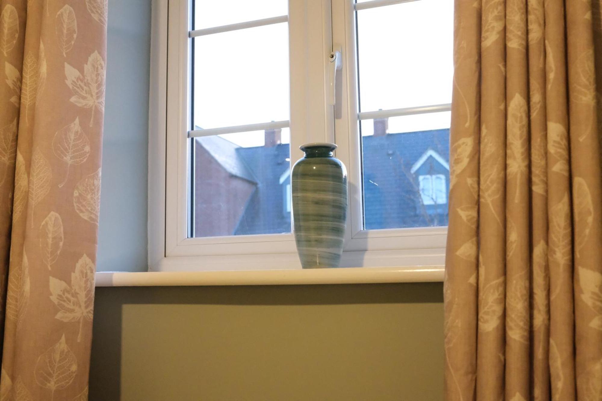 Luxury 6-Bedroom House 5 Minutes From Bicester Village Shopping Outlet เชสเตอร์ตัน ภายนอก รูปภาพ