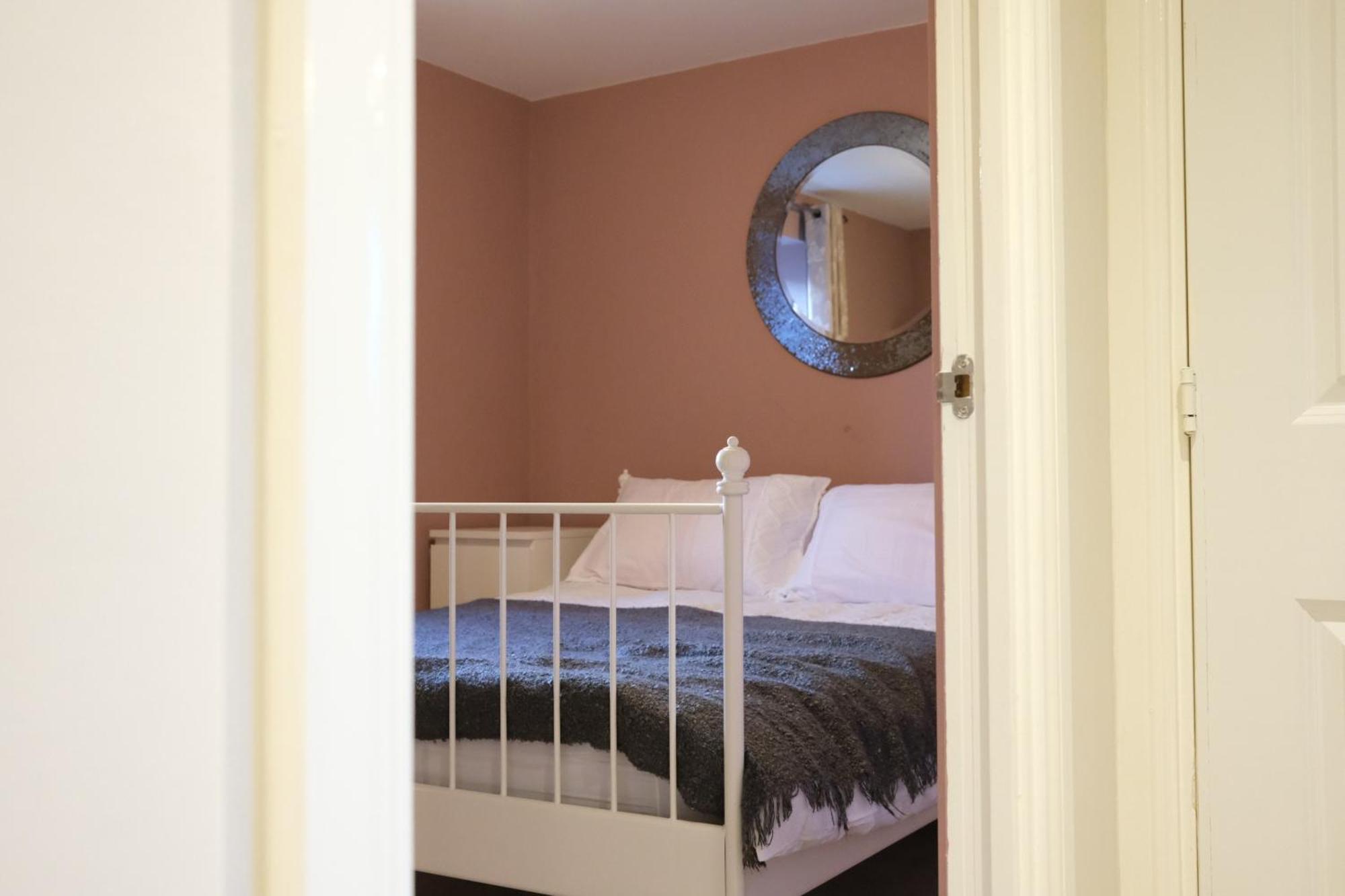 Luxury 6-Bedroom House 5 Minutes From Bicester Village Shopping Outlet เชสเตอร์ตัน ภายนอก รูปภาพ